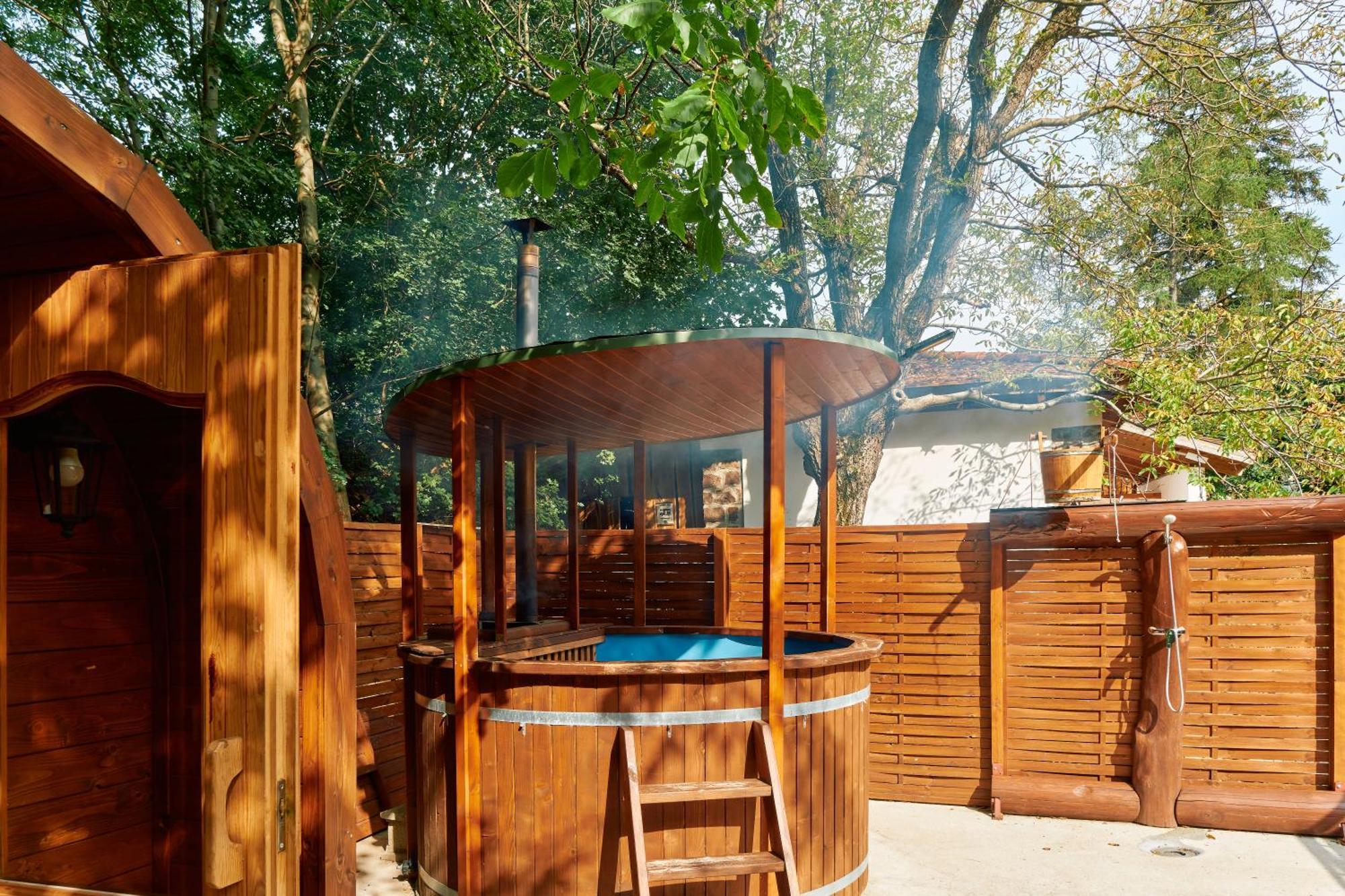 Öko-Park® Panzió-Kemping és Kalandpark Szarvasko Bagian luar foto